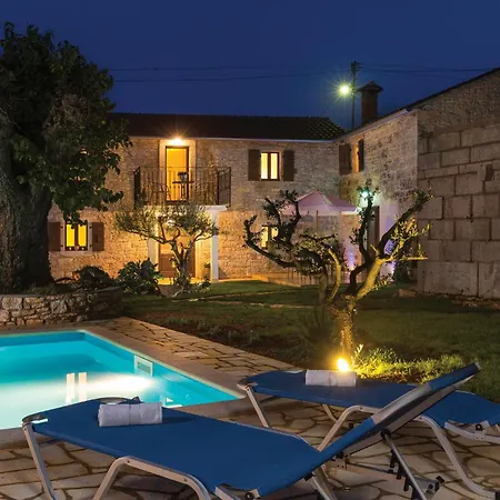 Manovel Vakantiehuis Višnjan