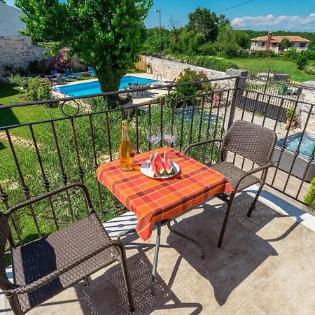 Manovel Holiday home *